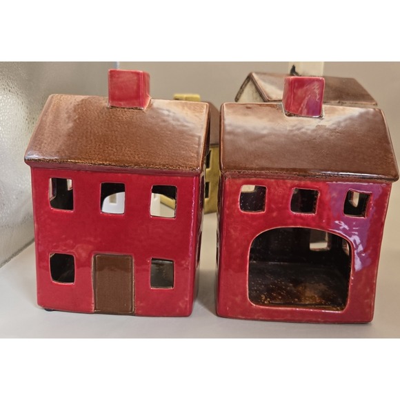 Mini Ceramic Village  Six Houses. Light Up With Your Candles - Picture 14 of 16